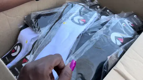 I met @jason_bolanos at Vidcon and not even a week later he sent us 400 pair of @ethika socks. We passed some out yesterday. Thx u @jason_bolanos and @ethika