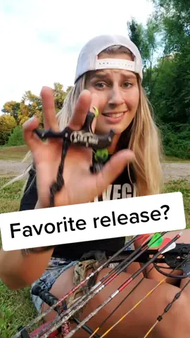 Opinions welcome 😊👍 #hunting #girlswhohunt #hunter #deerhunting #huntersoftiktok #huntingtok #ohiohunting #deerhunter #bowhunter #bowseason #deerseason #bowhuntress #huntingtok #hunt #bowhunting #publicland #bigbucks #archery #archeryhunting #targetpractice