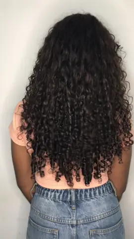 Amando esta linea para mis rizos😍 #curlylove #afrolove #rizos #rizada #venezuela #cabellorizado