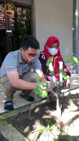 Jumat Bersih Karyawan Karyawati Disdukcapil Kb Kalsel #disdukcapilkbkal #dukcapilgodigital #dukcapilbisa #gisa #dukcapilbisa