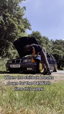 I think the flux capacitor is broken 🫢🙈 #shitbox #trend #carsoftiktok #fyp #carguy #broken #down #foryou #cargirl #carcommunity #bmw #e36 #325 #tds #touring #bmwlife #e36life #funny #laugh #kick #wheel #breyton #magics #shitboxnation #shitboxthings #turbo #diesel #flux #capacitor #hurt #my #foot
