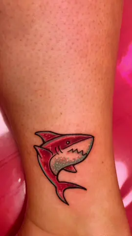 Baby Shark do do do do… if its in my head, now its in yours 🦈 Jawsome July is still going on at #plasticflamingoink so come book your next #gwygtattoo ✨ #sharkweek #sharktattoo #tattootok #tattooideas #babyshark #gwyg #daytonabeach