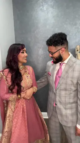 End of the night videos & selfies are a must ✨ #pakistanifashion #dripcheck #marriedlife #browncouple