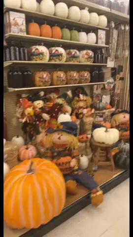 Fall and Halloween items out in Hobby Lobby and HomeGoods 🎃~#halloween #halloweenishere #fall #autumn #h#Halloween2022autumn2022 #fallaesthetic #hobbylobby #homegoods #homegoodsfinds #hobbylobbyfinds #fyp #shopping #fallseason #pumpkin #pumpkinseason