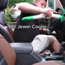 The Jewel Cooler 😂😂😂 #jokes #silly #men