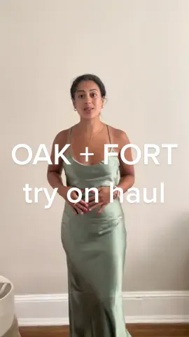 Ordered some pieces from @OAK + FORT as part of their sale (which is still live!) so here is a try-on 🤌🏼 #fashiontok #oakandfort #tryon #tryonhaul #fashionblogger