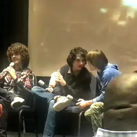 #foah #foahedit #byler #bylereperfeito #shippo #bylerisreal #fyyyyyyyyyy #fyyyyyyyyyyyyyyyy #noahschnapp #finnwolfhard
