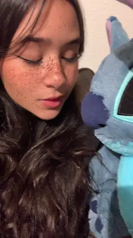 Perdoname stitch. Qsola estoy