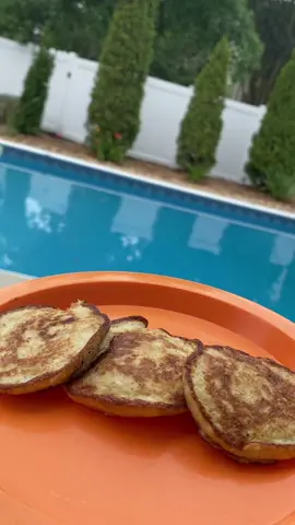 Vacation breakfast🥰 #babyledweaning #blw #blwideas #babyfood #babyfoodideas #momtok #fypシ #PrimeDayDreamDeals