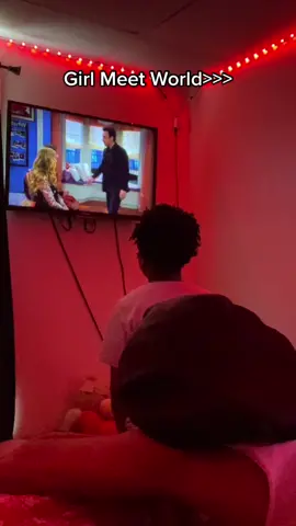 How yall feel about this show 🤭 #foryoupage #foryou #fyp #relatable #girlmeetsworld #bbygurldes