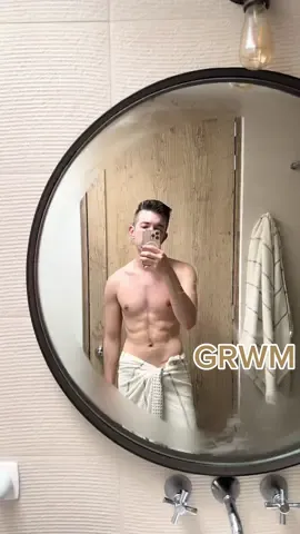 Starting the day ✌🏻 #gay #nyc #vacation