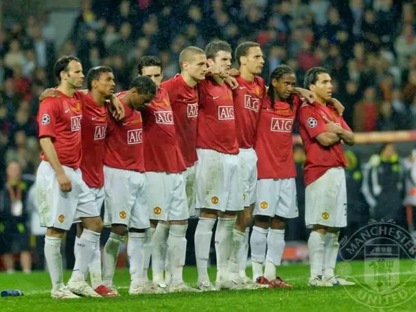 Old united😍 sorry some pics are bad quality #manunited #manchesterunited #team #club #old #past #2008 #viral #dontflop #blowthisup #ben_ftbl01 #fyp #fyp #fypシ #fyppppppppppppppppppppppp #story #football #Soccer