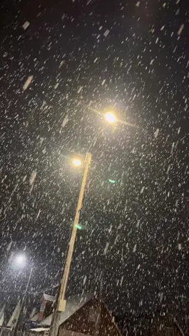 Nevando en Chillan #chillan #nieve #invierno2022 #chile🇨🇱 #feliz