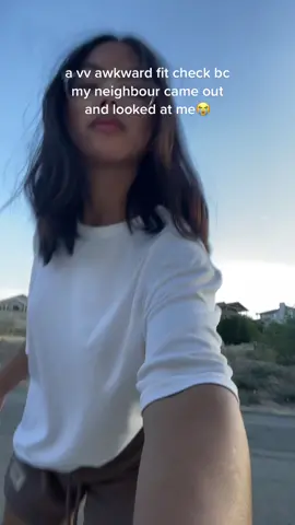 neutrals >> #influencer #discoverunder2k #microinfluencer #femalecontentcreator #nanoinfluencer