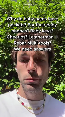 Somebody shed some light on this for me? #showerthoughts #unansweredquestions #pockets #cheerios