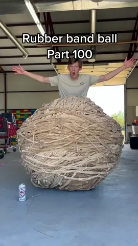 Rubber band ball 100 #fyp #rubberbandball ad #voozhydrate @voozhydrate