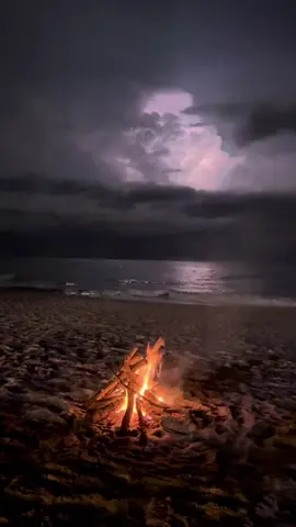 MY KIND OF RELAXATION ✨ Bonfire + Waves + Lightning = ❤️ #fyp #foryou #beachvibes #waves #bonfire #night #besch #zambales #lightning #thunder #relax #peace #tiktokph