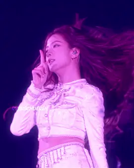 Oh man that’s so unfair to be so beautiful 😮‍💨 #jisoo #jisookim #kimjisoo #blackpink #blackpinkjisoo #jisooblackpink #kpop #blackpinktour #whistle #edit #velocity #kpopedit #blackpinkedit #jisooedit #hot #pretty #abcxyz #viral #explore #fyp