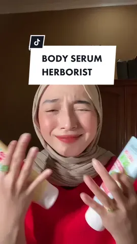 Herborist emg kalo ngeluarin produk pasti wangi2 banget gasiiii 😖🫶 #bodycare #lotionviral #bodylotion #handbodylotion #lotionpencerah