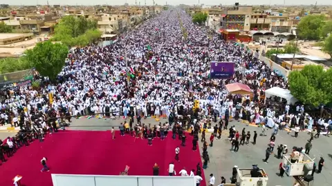 تصوير جوي اثناء صلاة الجمعة الموحدة والمليونية / العراق بغداد مدينة الصدر/ تصوير  عصام السراي