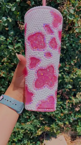 rhinestone peekaboo cow print 😍 #foryoupage #FilmTeyvatIslands #fyp #etsy #blingtumbler #rhinestone #etsyshop #SmallBusiness