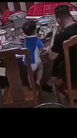 cha tôi có dặng , mày vấp nghã ở đâu...!thì mày phải tự đứng lên chỗ đó...! không được bỏ cuộc vị đời còn dài lắm...☘️