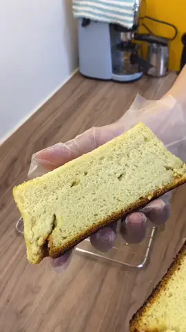Harini kami nak tunjuk recipe chiffon cake yang kami dapat dari Ah Loon, our personal baker & barista 🤣 semua kena try ok!!! Mestilah guna mixer & oven dari Bear 🫶🏻 #fyp #fypシ #fyppppppppppppppppppppppp #fypage #FilmTeyvatIslands #bearmalaysia #bearglobalmy #teatime #resipikek #resipimudah #resipitiktok 