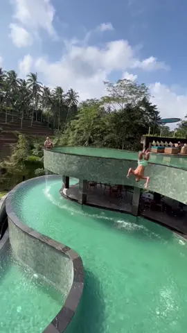 How to get kicked out of a resort in 60 seconds or less..😂 #balitravel #travellife #discover #fyp #ubudbali #indonesia #backflipchallenge