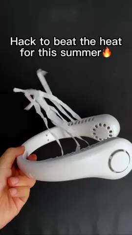Portable hanging neck fan #fyp #fypシ #foryou #electricfan #electricfans #goodthing #amazon #amaonfinds #homegadget #lifehacks #wholee #portable #tips #cool #tiktokmusthave  #tiktokmademebuyit #neckfan #girls #gym #musthave