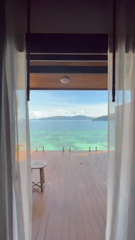 ที่พักหลีเป๊ะ ที่ยกให้เป็นที่ 1 ในใจค่ะ 🌴 #หลีเป๊ะ #หลีเป๊ะสตูล #หลีเป๊ะ2022 #เที่ยวไทย #tiktokพาเที่ยว #ขึ้นฟีดเถอะ #ที่พักหลีเป๊ะ #ที่พักติดทะเล #เกาะหลีเป๊ะ @theclifflipe89 #theclifflipe #sunsetview