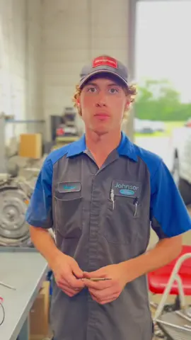 How to test a glow plug #ford #glowplug #mechanic #fordtech #fordtechnician #powerstroke #fseries #flyingwrenches