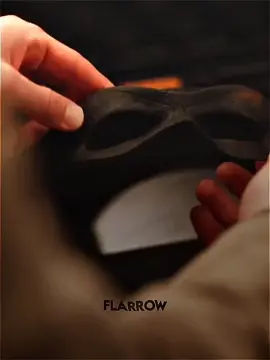the mask #arrowverse #arrow #flash #oliverqueen #barryallen