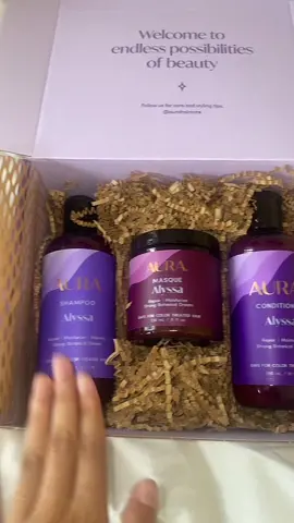 Absolutely in love with the results. Looks how shiny and sleek my hair looks! #hairtutorial #aurahaircare