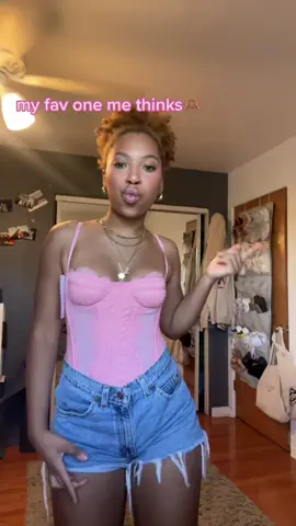 @Urban Outfitters ily, and if you could send me the orange iso one i’d love you even more😘😘😘 #modernlovecorset #urbn #uoonyou #corsettop #SplashSummerVibe #ShowUrGrillSkillz