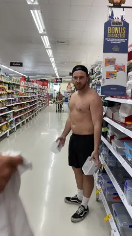 How to mess with your mates Clothes! pt.2 😂 #funny #prank #napkin #haha