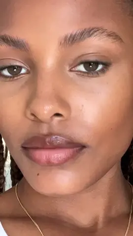 We love a slick eyebrow 😉 #fyp #beauty #blackgirltiktok