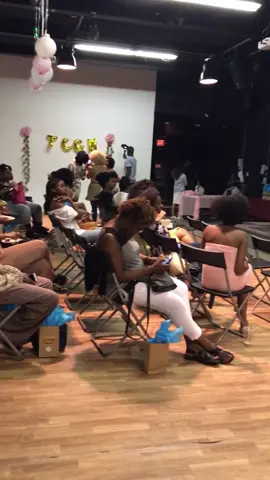 See you at TCGM 2022!💕 #torontocurlygirlmeetup #curlytok #torontoevents #torontotiktok #canadiancurlies