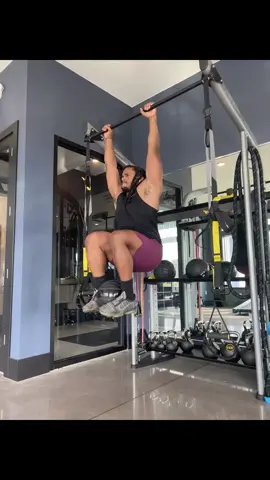 For me, fitness is not just about hitting the gym; it is also about an inner happiness and an overall well-being.Here is some core workouts you can do to keep that core active perform each workout 4 rounds of 30 secs #functionaltraining #fitnessjourney #bodyweightworkout #homeworkouts #calisthenics #gym#GymLiferkoutroutine