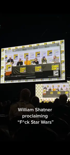 He is 91!!! #sdcc2022 #williamshatner  #hallh #startrek #starwars #comiccon