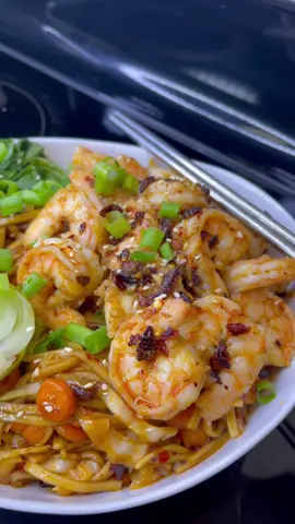 Spicy stir fry noodles 😋#candicecooks #stirfry