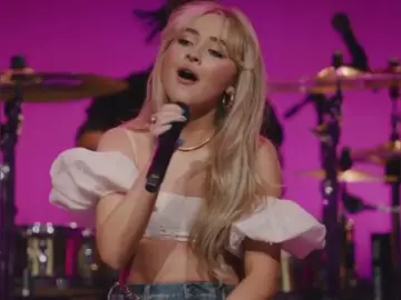 sue me by sabrina carpenter (live) #sabrinacarpenter #livemusic #sueme #popmusic
