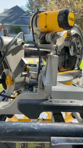 🪚😅🔨 #viral #construction #viralvideo #carpenter #viraliza #tools #carpentry #virall #viral_video