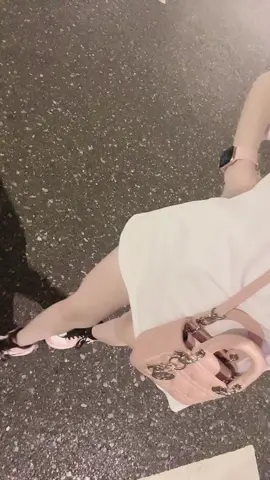 ….Cháy phố 1 mình😀