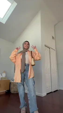 Baggy fits keepin me cool in this heat
