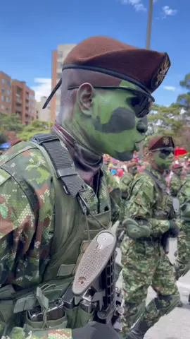 Por eso los COMANDOS somos minoría selecta!🇨🇴 @Fuerzas Militares de Colombia @Ejército Nacional de Colombia #CaboValencia #Military #ModoPatrio #MilitarColombia #Militar #Soldiers