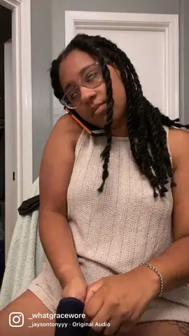 When you call your spouse every other day to tell them your joint subluxed and you can’t get it to stay in place again #ehlersdanlossyndrome #eds #chronicillness #chronicmigraine #zebra #zebrastrong #epilepsy #potssyndrome #spooniesupport #spoonielife #chronic #disabilityawareness #dysautonomia #hypermobility #potsawareness #butyoudontlooksick #chronicillnesswarrior #disabilityadvocate #connectivetissuedisorder#posturalorthostatictachycardiasyndrome #chronicpainlife #chronicpain #invisibleillness #invisibledisability #representationmatters #chronicallyillgirls #disabledpoc #blackanddisabled #chronicallyillpoc