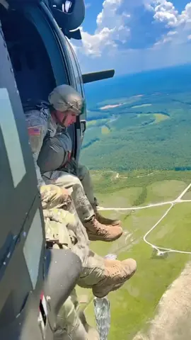 #miltok #army #airborne #veteran #paratrooper #skydive #jump #fyp #foryou