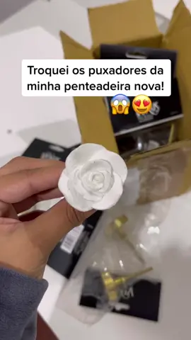 Troquei os puxadores da minha penteadeira nova! O que acharam? #mudança #penteadeira #beautyroom #vaiprofycaramba #foryoupage