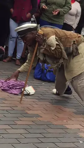 umenziwa akakhohlwa umenzi uyakhohlwa