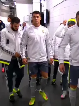 Ronaldo before the match 🔥 #ronaldo #cr7 #football #Soccer